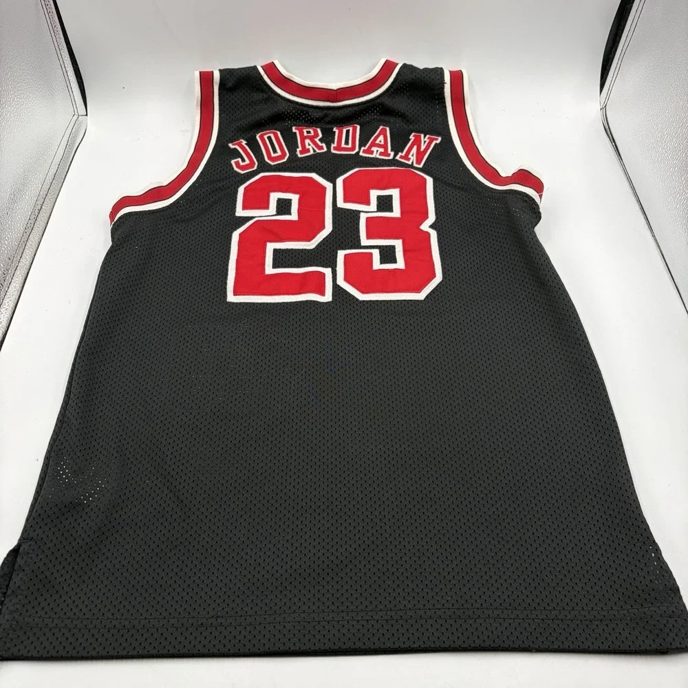Vintage Nike Air Jordan Michael Jordan Basketball Jersey Size Boys Medium 10/12
